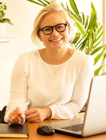 airlie-landale {{brizy_dc_image_alt imageSrc=